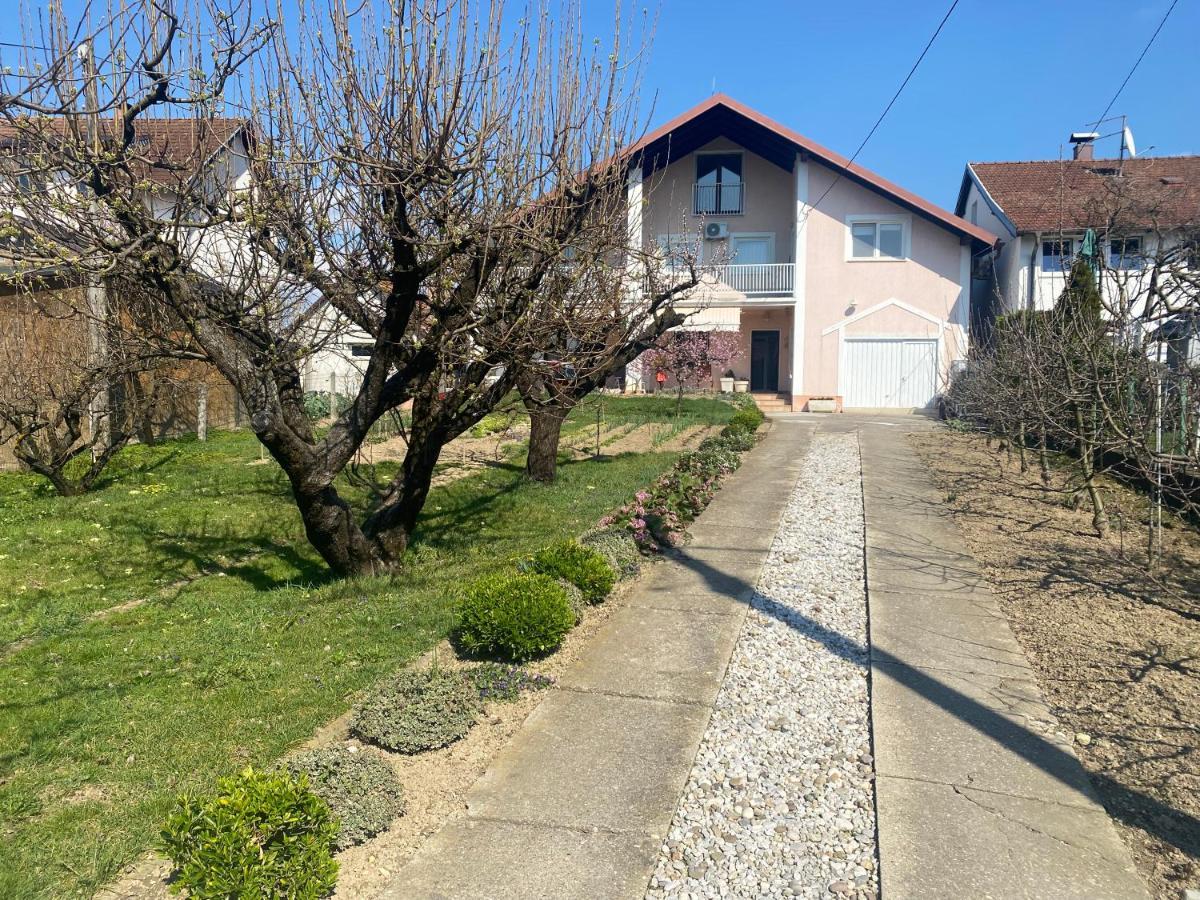 Apartman Kaja Zagreb Exterior foto
